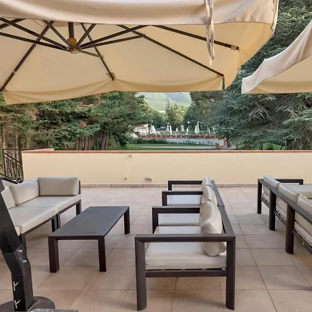 Il Castagneto 4*