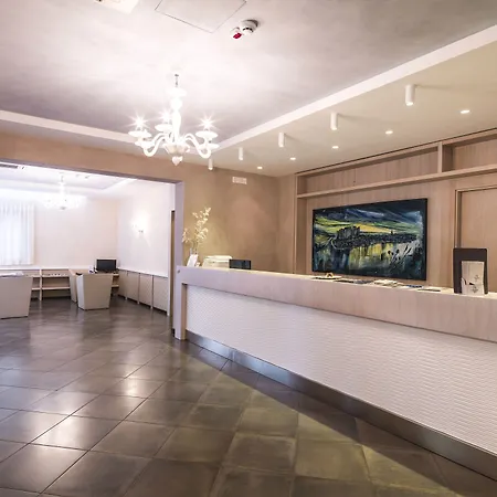 Il Castagneto Hotel 4*